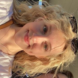 Meet your Posher, Kylee